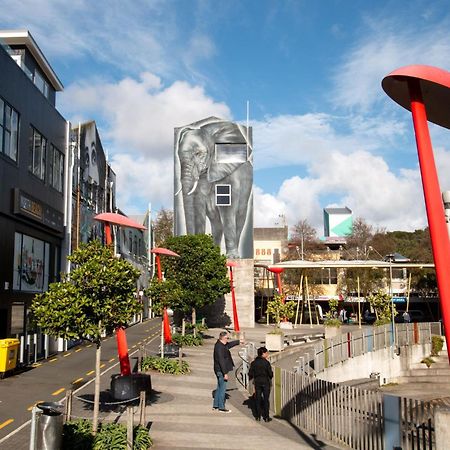 Stay Central The Penthouse New Plymouth Exterior foto